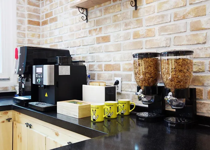 24 Myeongdong Avenue Gasthof 3*