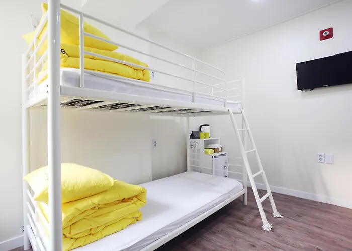 Gasthof 24 Myeongdong Avenue 3*